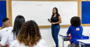 SEC convoca 180 professores da Educação Básica e Profissional aprovados em processo seletivo