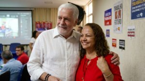 Jaques Wagner oficializa Aladilce Souza como segunda suplente ao Senado na Bahia