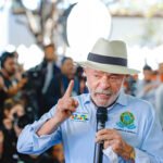 Lula intensifica presença...
