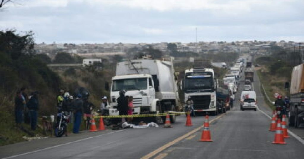 Acidente fatal na Br-116 em Vitória da Conquista resulta na morte de ciclista