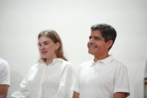 ACM Neto visita Igreja do Bonfim antes do início oficial da campanha eleitoral