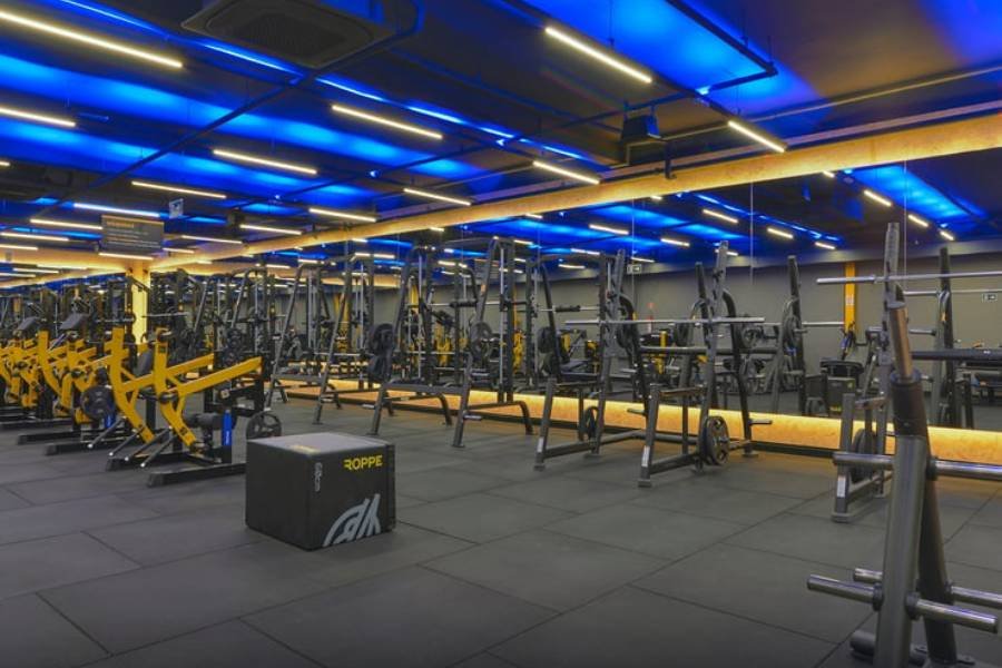 Aluno falece após sofrer mal-estar durante treino em academia de Salvador