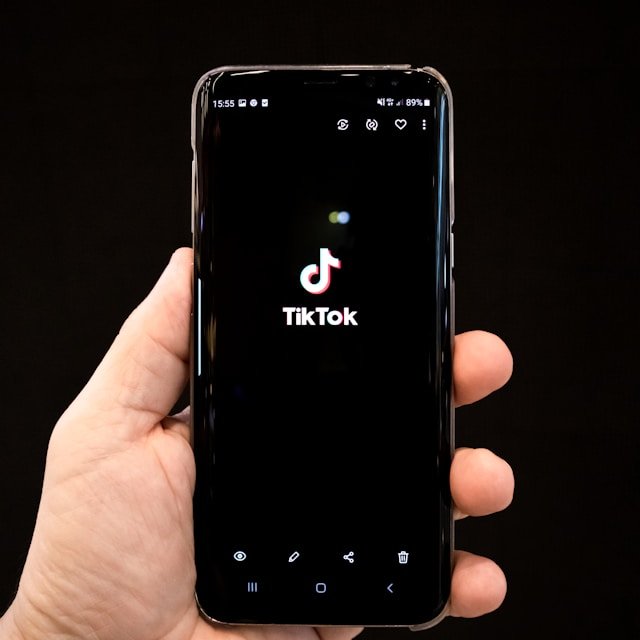 ANPD multa Tiktok em R$ 153,7 milhões por falhas no tratamento de dados de menores
