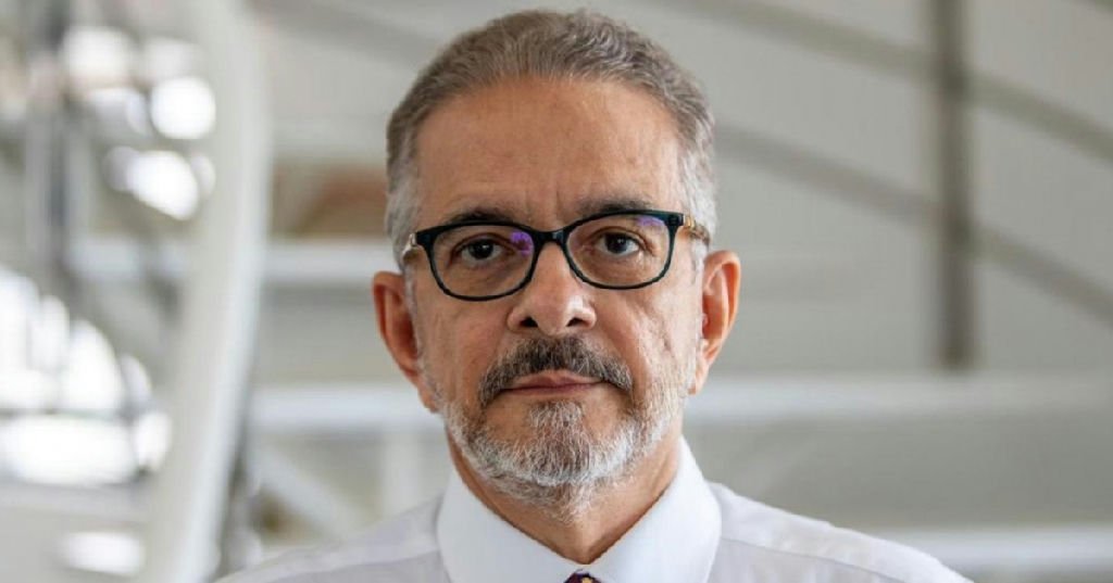 Antonio Lavareda analisa perspectivas políticas para 2026 em evento na Bahia