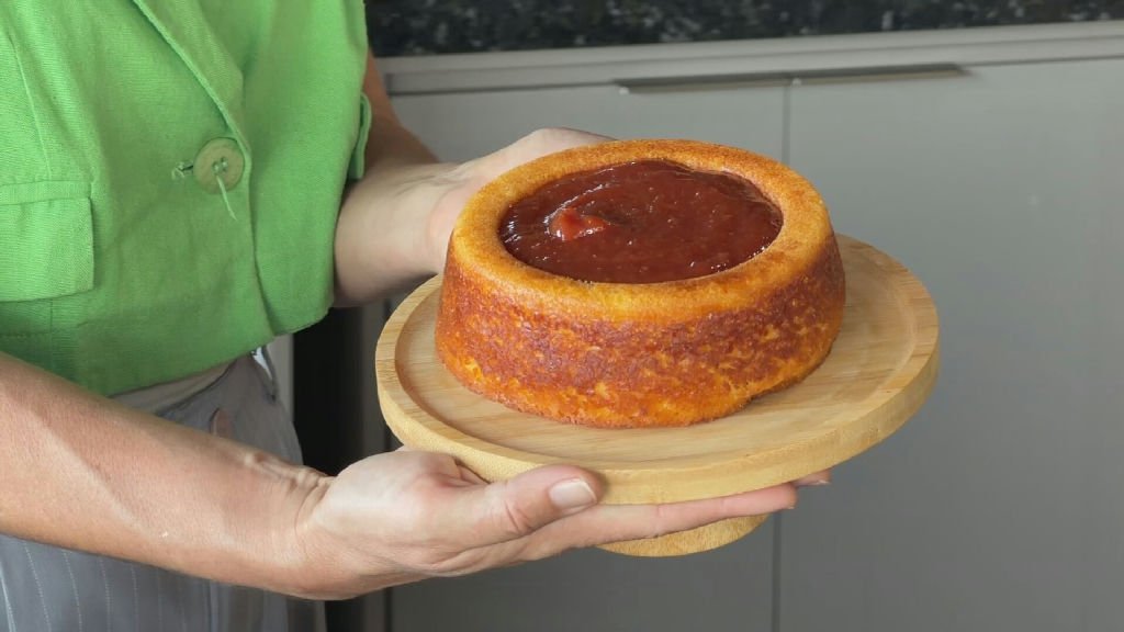Aprenda a preparar um bolo de milho delicioso com esta receita simples