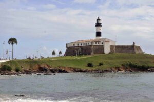 Barra consolida posição entre os bairros mais caros e valorizados do Nordeste