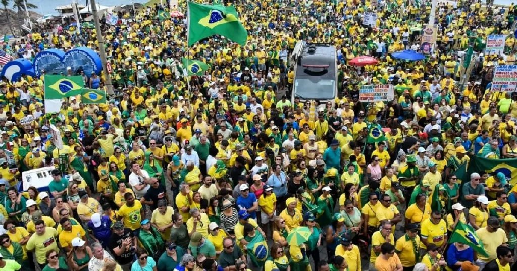 Bolsonaristas convocam ato para o 7 de setembro no Farol da Barra