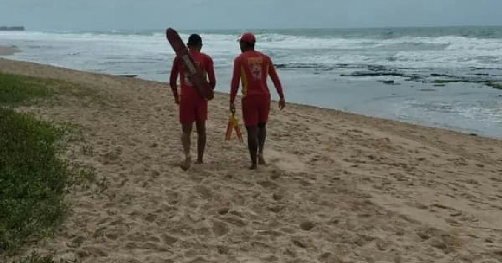 Buscas em Vilas do Atlântico terminam com localização de corpo de jovem por bombeiros