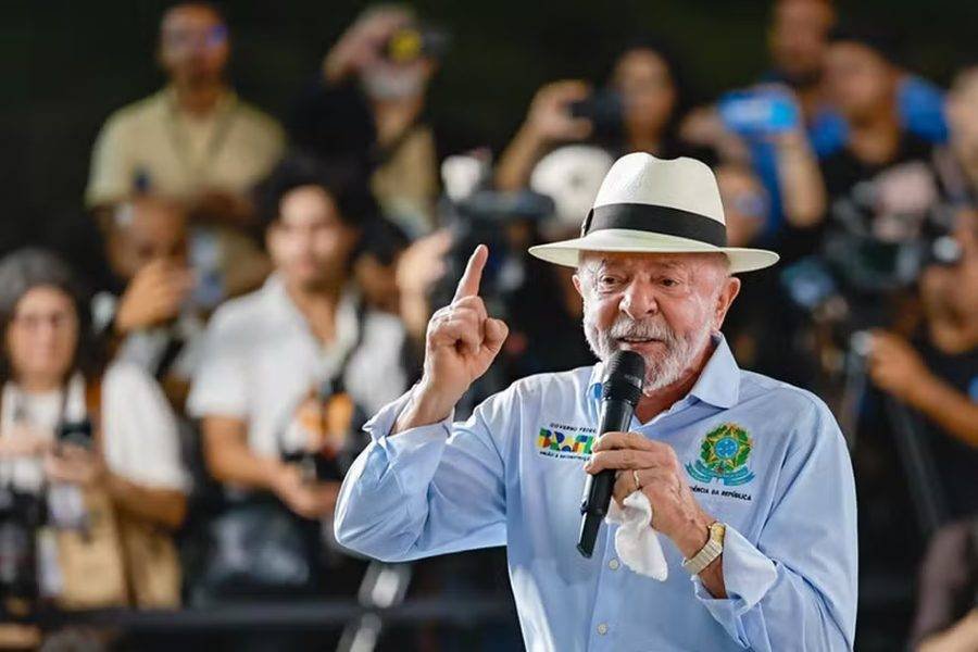 Campanha de Lula recorre ao TSE após ataques de adversários em debate