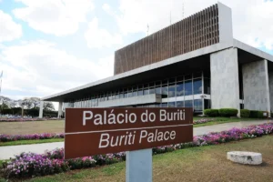Candidatos ao governo do Distrito Federal iniciam oficialmente a corrida eleitoral