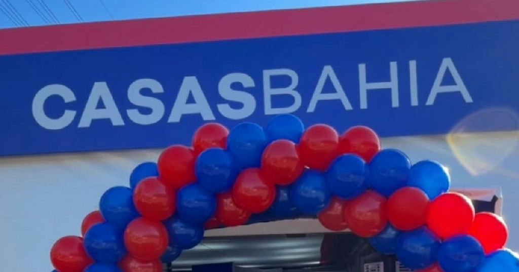 Casas Bahia encerra atividades de 298 lojas e corta quase 2 mil postos de trabalho