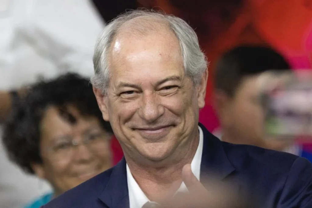 Ciro Gomes mantém liderança na disputa pelo governo do Ceará em nova pesquisa