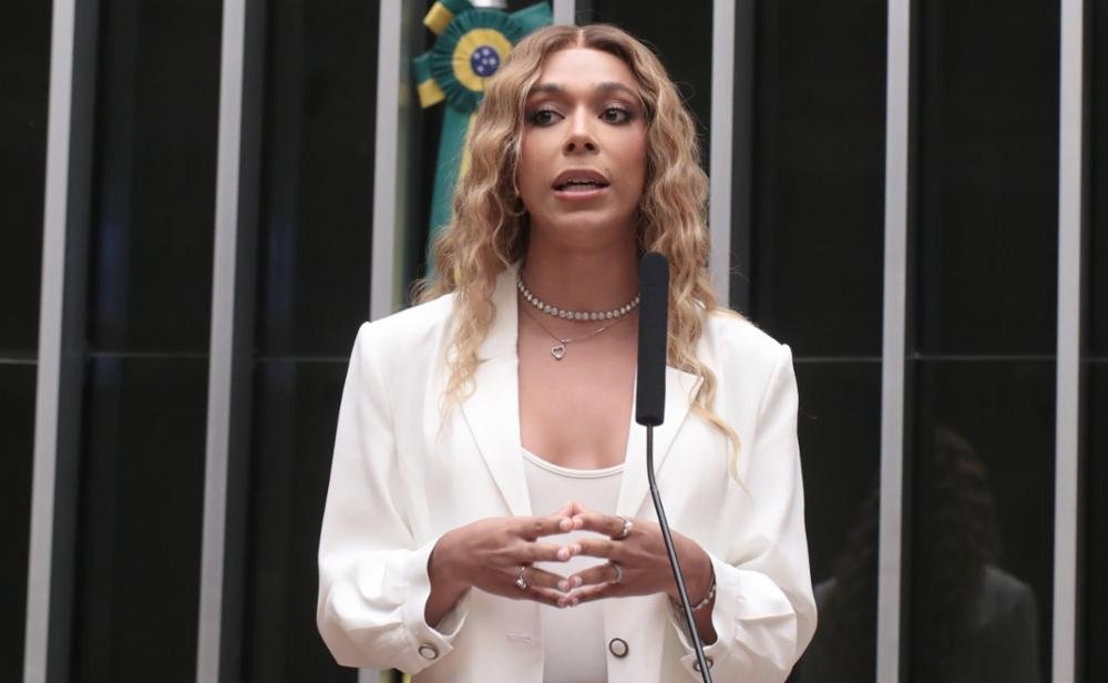 Conselho de Ética prossegue com processo de cassação contra deputada Erika Hilton
