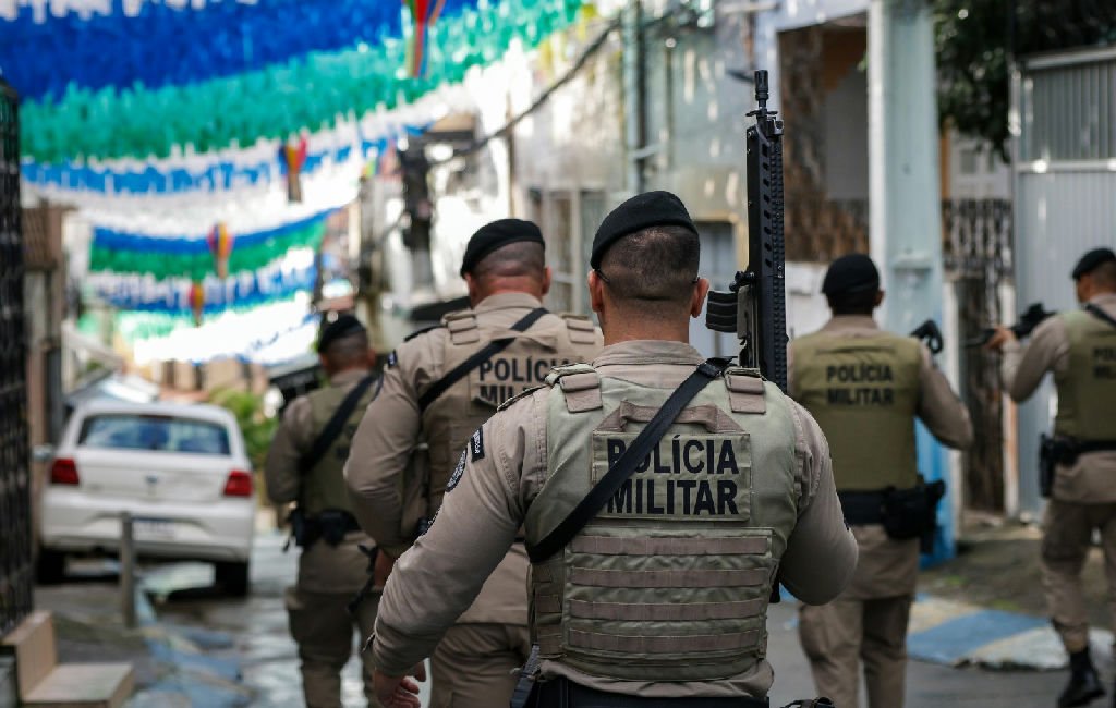 Coronel Sturaro elogia resgate de jovem sequestrado em Lauro de Freitas