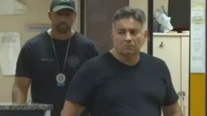 Delegado aposentado da Polícia Federal é detido por furto em supermercado no Rio de Janeiro