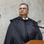 Dino veta influência...