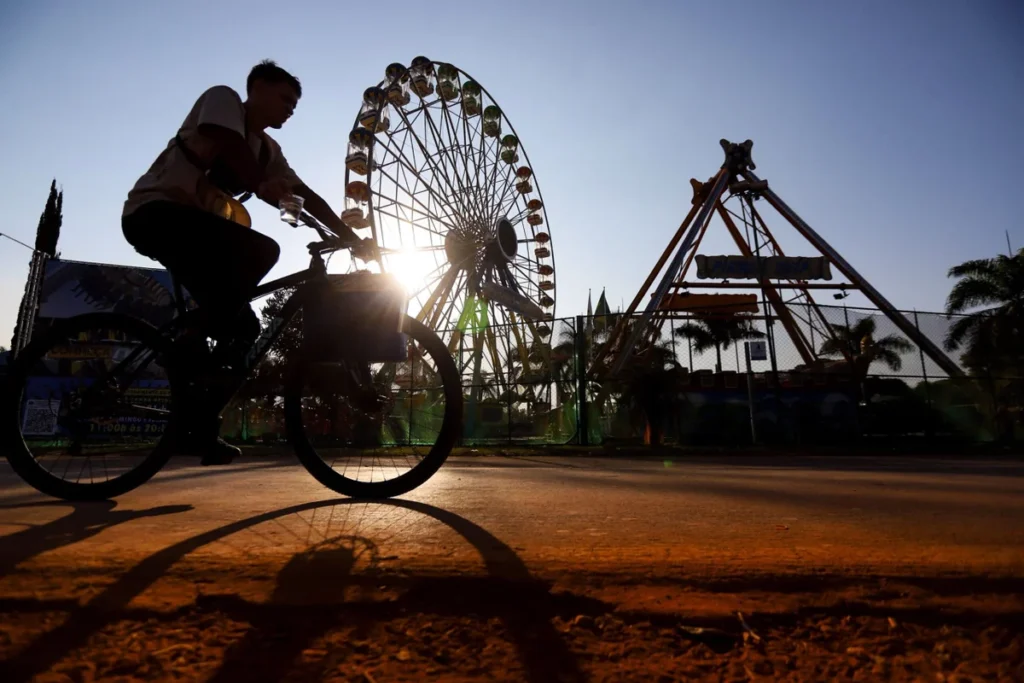 Distrito Federal enfrenta semana de calor extremo com umidade em níveis críticos
