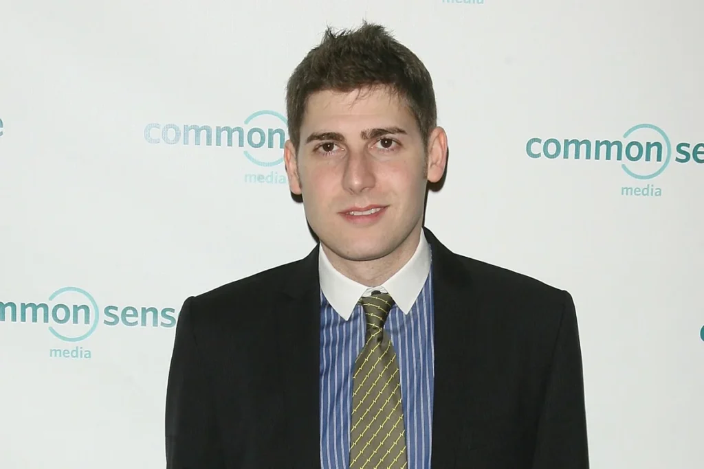 Eduardo Saverin mantém liderança no novo ranking da Forbes com os 10 mais ricos do Brasil em 2026