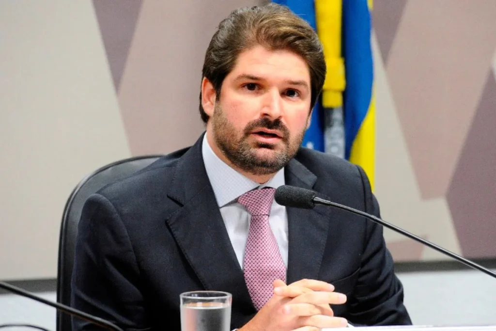Ex-conselheiro do CNJ defende juiz afastado por sugerir venda do Banco Santos