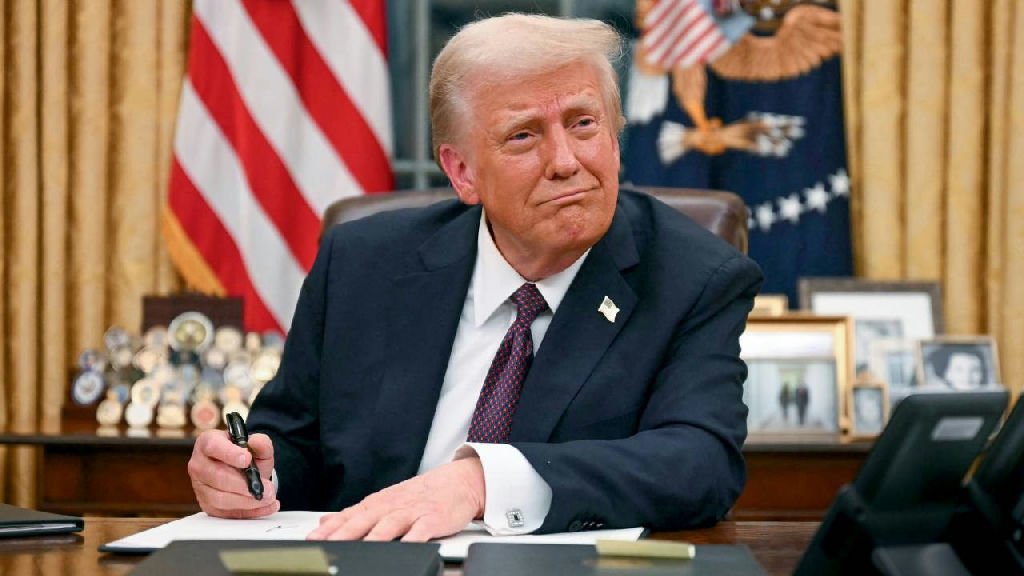 Governo dos Estados Unidos oficializa caução de até 20 mil dólares para vistos