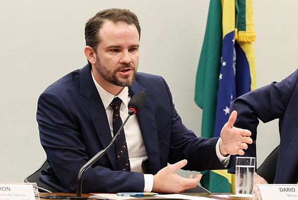 Governo projeta salário mínimo de R$ 1.741 para 2027 em nova proposta orçamentária