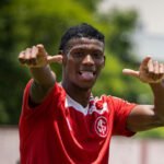 Gustavo Ulguim deixa...