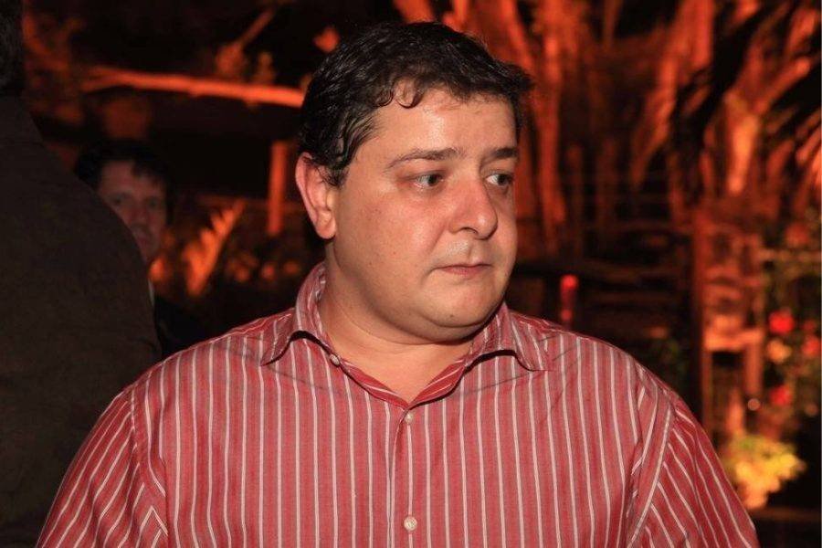 Investigação da PF revela diálogos de Lulinha com lobista sobre negócios e futuro na Suíça