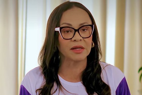 Ivoneide Caetano critica objetificação de mulheres em ato político de ACM Neto