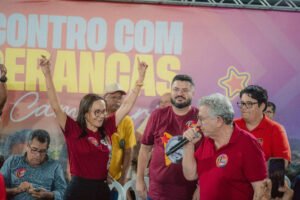 Ivoneide Caetano mobiliza lideranças políticas para o início da campanha eleitoral em Camaçari