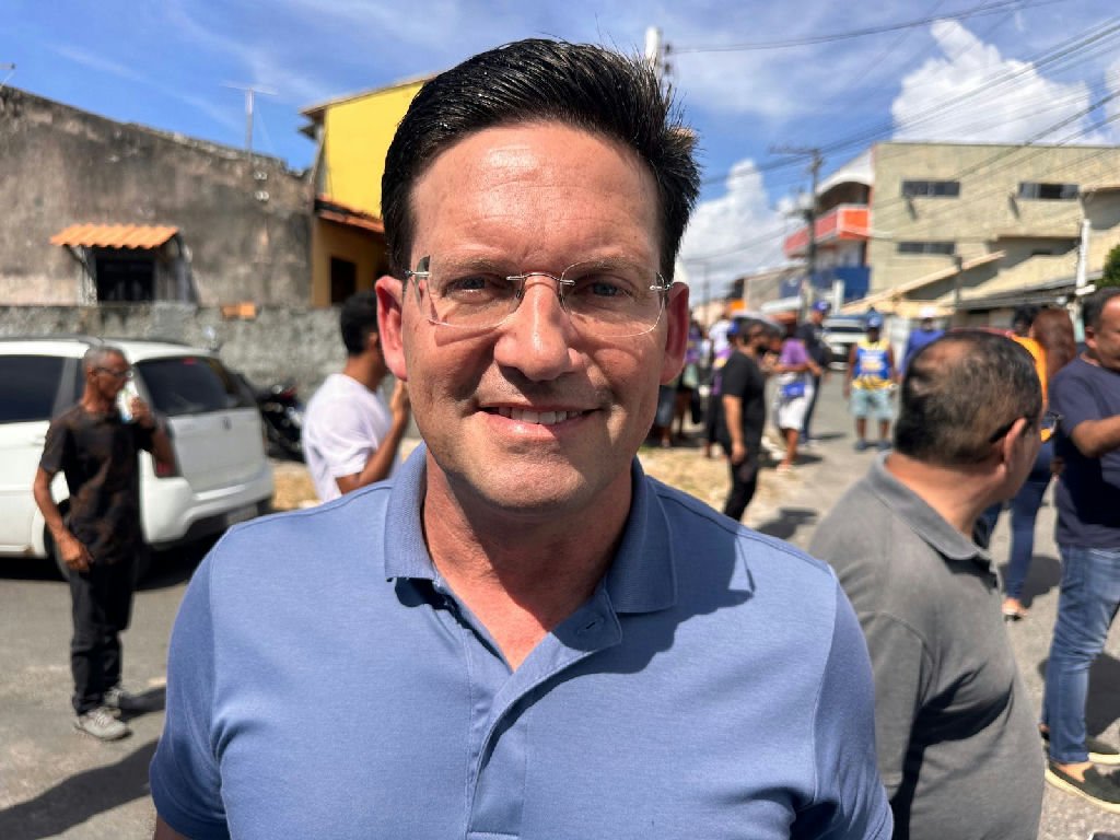João Roma se destaca na corrida ao Senado enquanto Rui Costa enfrenta queda significativa