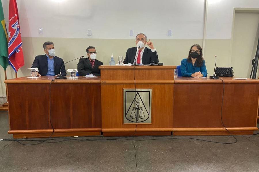 Justiça condena Iranilton Dama Santos a 37 anos de prisão por matar Neide Santos em Riachão