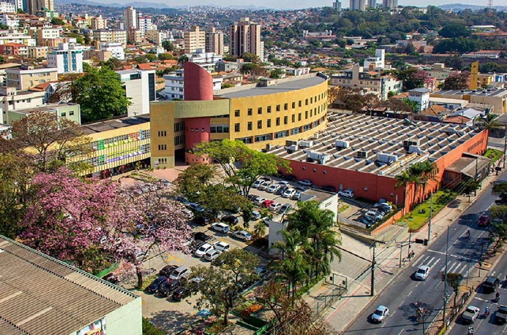 Lula apresenta novo projeto para transformar Cefet-mg em universidade tecnológica