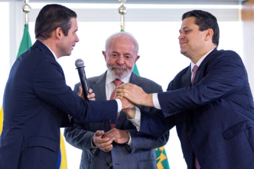 Lula articula reunião com Alcolumbre e Motta para destravar pautas no Congresso