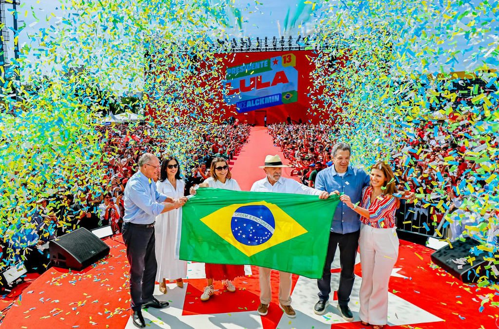 Lula inicia campanha eleitoral em São Bernardo do Campo com foco em segurança e críticas