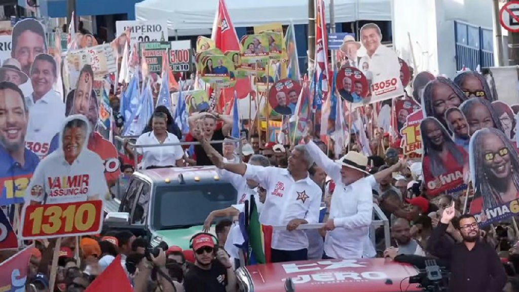 Lula projeta novo patamar para a economia brasileira em evento na Bahia