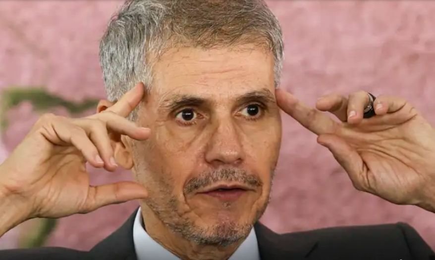 Lula reestrutura campanha de reeleição de 2026 e tira Sidônio Palmeira do comando