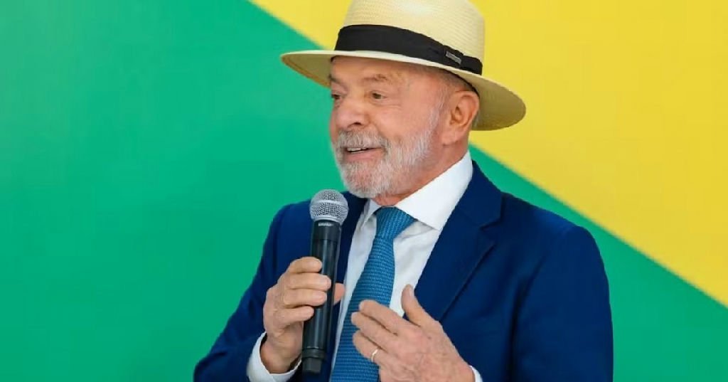Lula se dirige a Trump como 'meu amigo' e planeja contestar tarifas com dados sobre desmatamento
