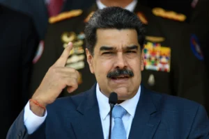Maduro defende diálogo entre governo e oposição antes de reunião em Caracas