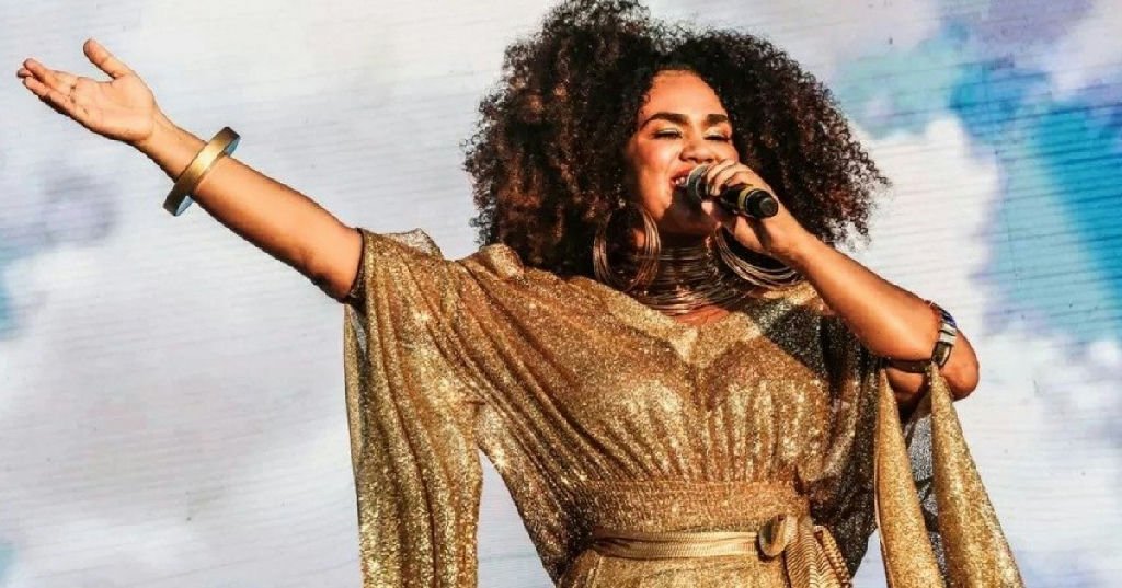 Mariene de Castro prepara show com convidados na Lavage de La Madeleine 2026