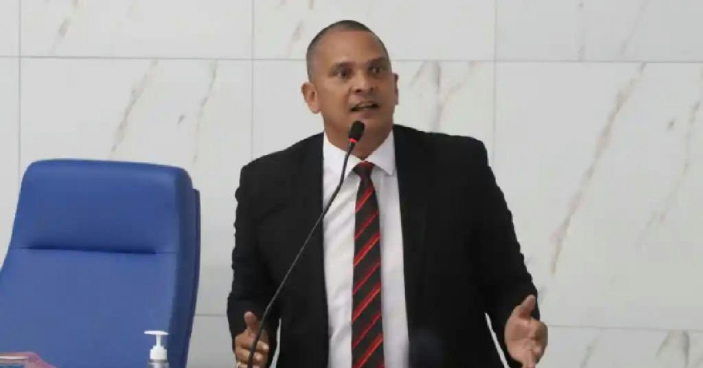 Ministério Público Eleitoral pede condenação de vereador por violência política em Camaçari