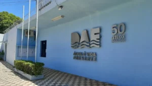 Moradores de Bauru recebem contas de água duplicadas após transição de gestão