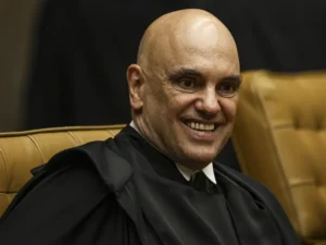 Moraes defende cassação de mandato para candidatos que utilizarem inteligência artificial