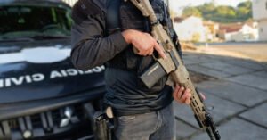 Polícia Civil apreende arma e entorpecentes após disparos em Belmonte