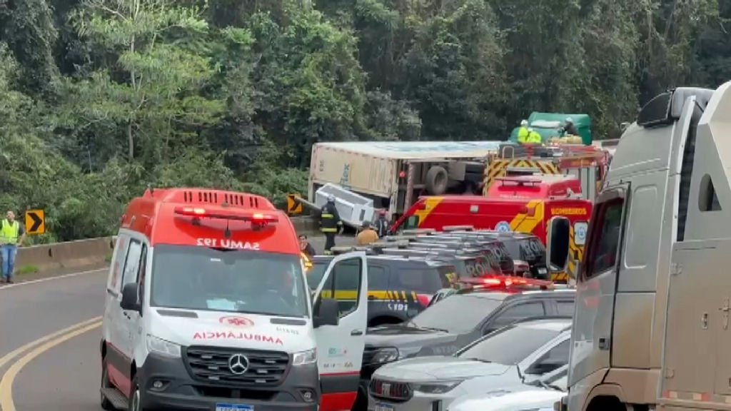 Policial militar é ferido durante confronto em saque de carga na Br-277
