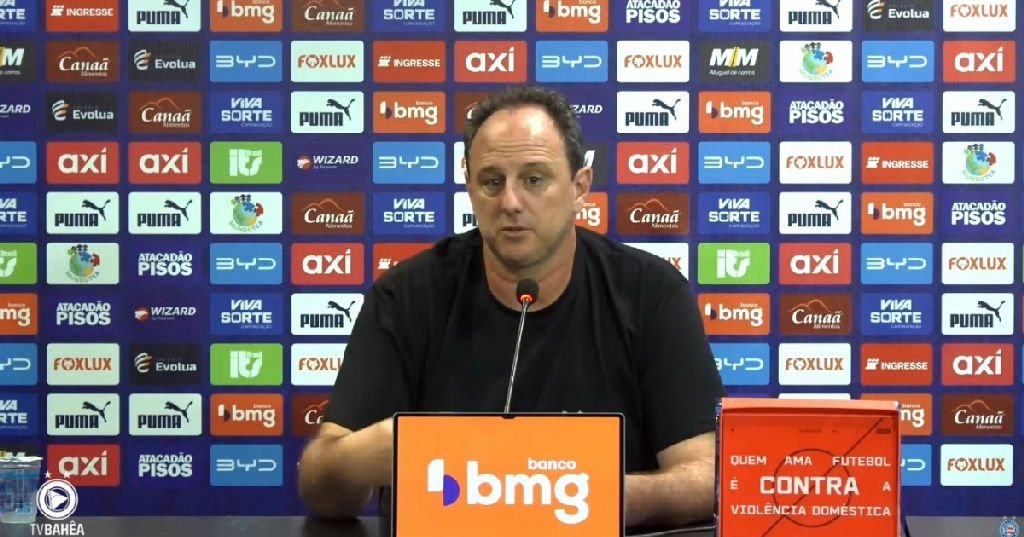 Rogério Ceni projeta ambição do Bahia no Brasileirão após vitória sobre Internacional