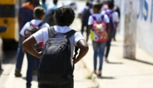 Salvador deixa 41% das crianças de até 3 anos fora das creches segundo dados da Pnad-c 2025
