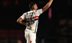 São Paulo elimina o Bolívar por 3 a 1 no Morumbis e encara o Boca Juniors nas quartas da Sul-americana