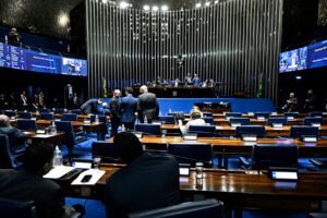 Senado aprova programa de fertilizantes com renúncia fiscal postergada para a Câmara