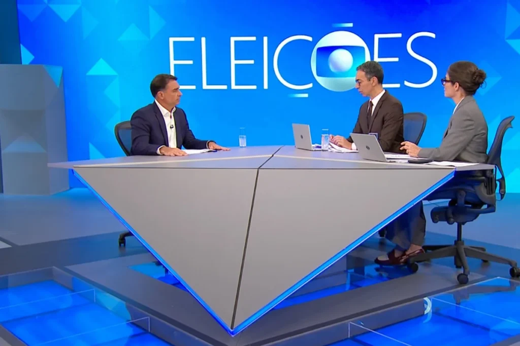 Senador evita esclarecer origem de recursos e redireciona debate em sabatina