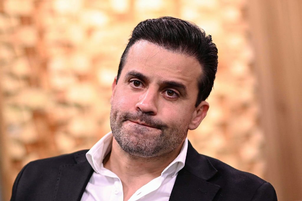 Suspeita de manobra política coloca Flávio Bolsonaro e Pablo Marçal sob alerta no debate da Band